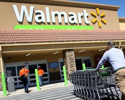 WALMART ACCUSED OF GENDER DISCRIMINATION